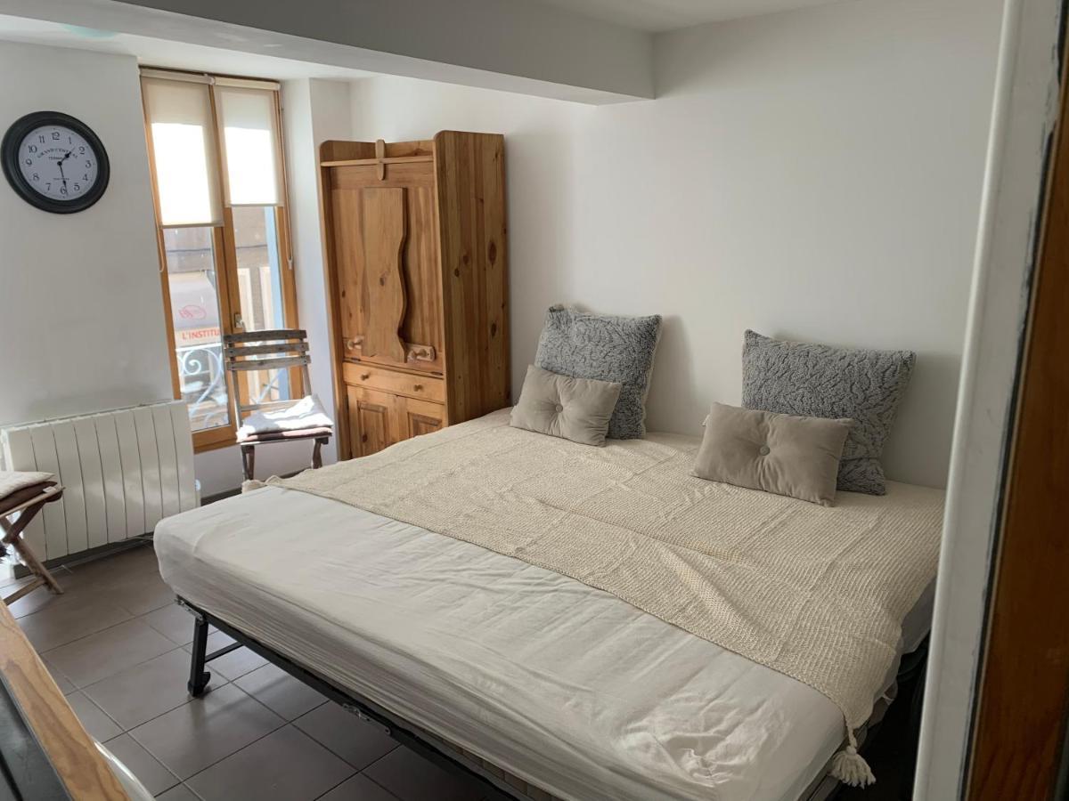 Location Barcelonnette Exterior foto
