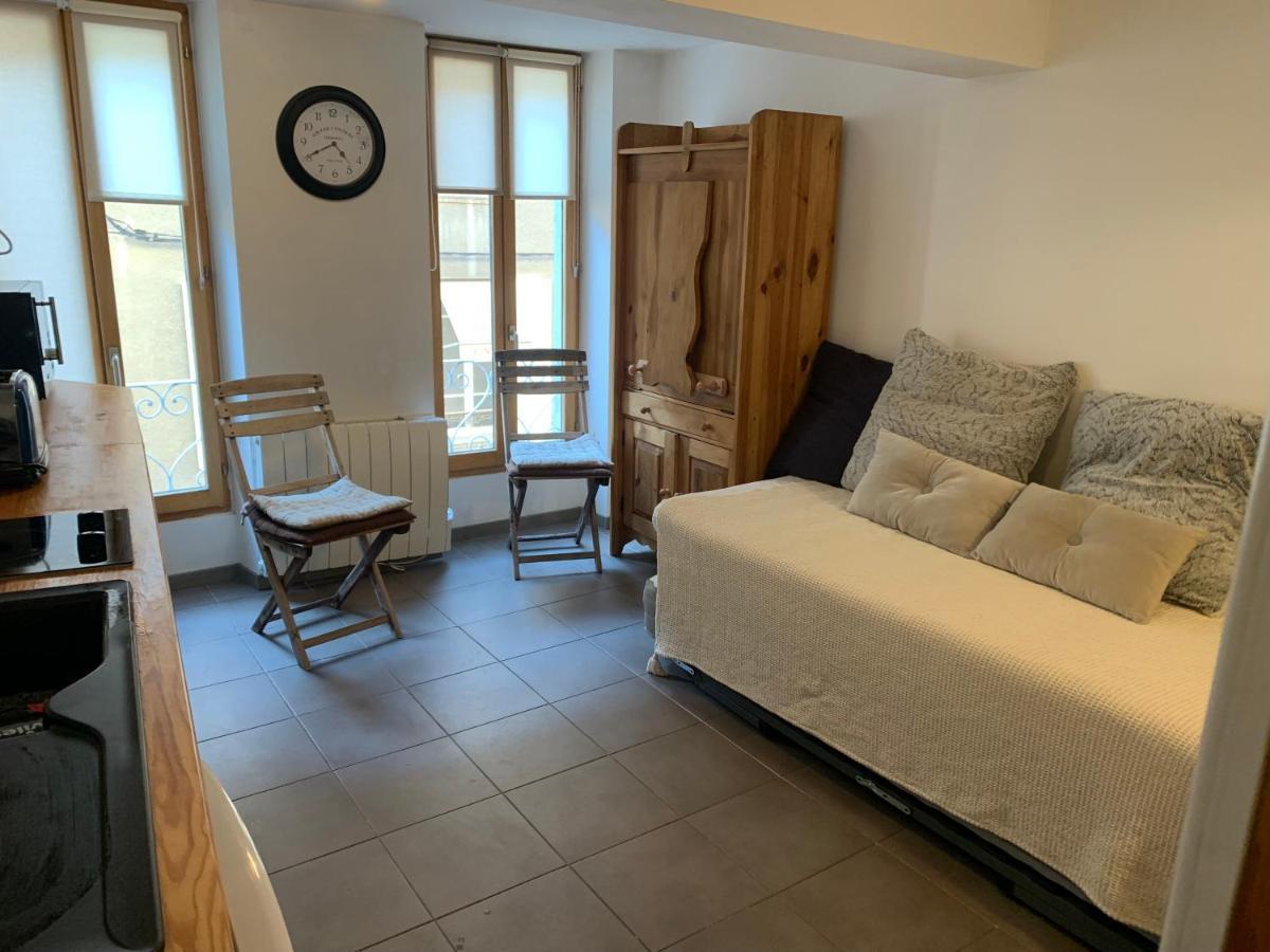 Location Barcelonnette Exterior foto